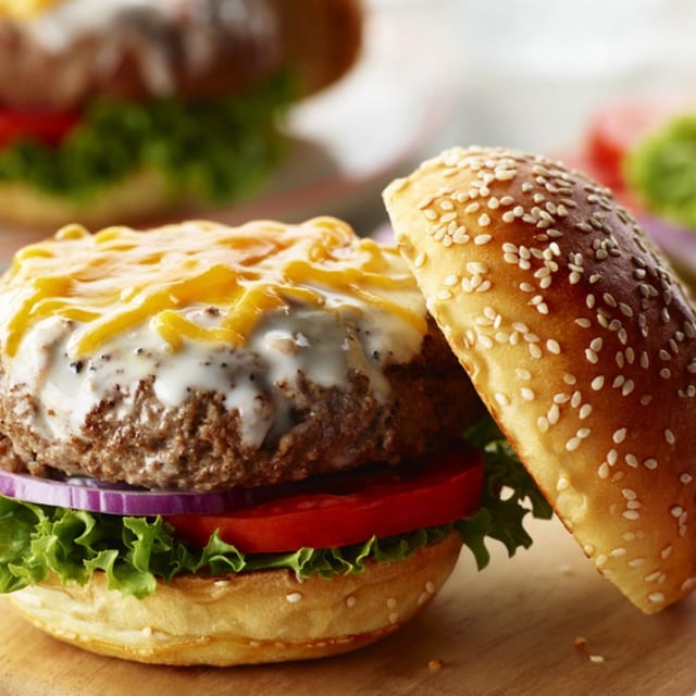 Cheeseburger Deluxe.
