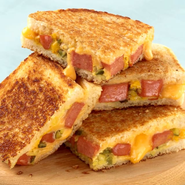 Hot Dog Sandwich.